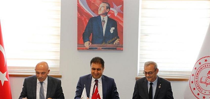 İzmir İl Milli Eğitim Müdürlüğü, İzmir İl Emniyet Müdürlüğü ve TEMŞAD arasında ‘İşbirliği Protokolü’ İmzalandı