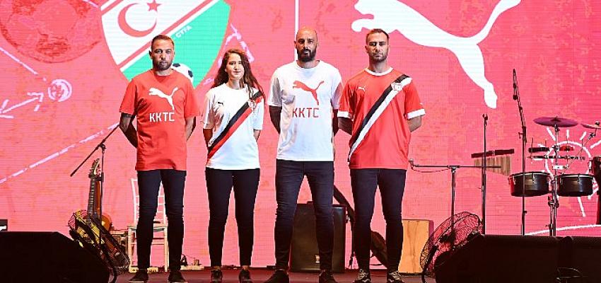 Puma’nın Tasarladığı KKTC Milli Futbol Takımı Formaları Tanıtıldı